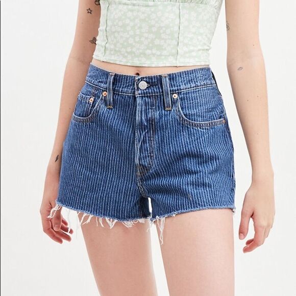 Levi's 501 Striped Denim Shorts Size 28 Waist NWOT - Picture 3 of 12